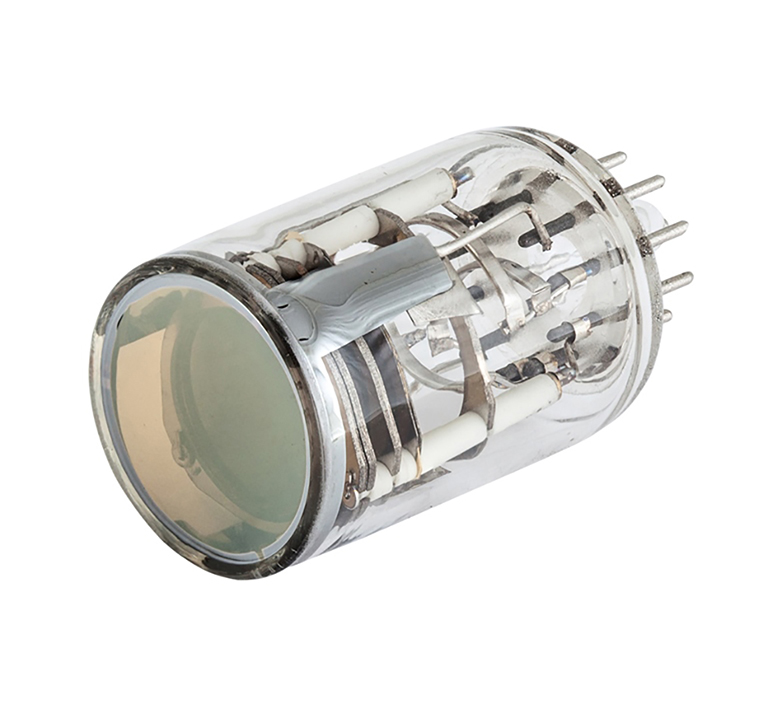 Photomultiplier Tube of High Immunity to Magnetic Fields (tetrod)
