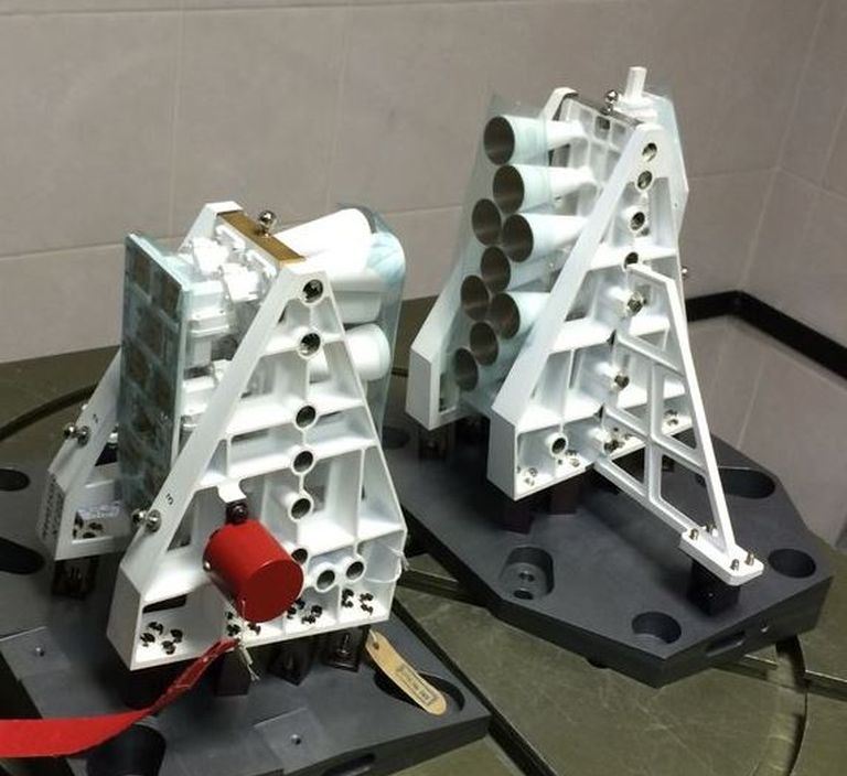 Multiple-beam Feed